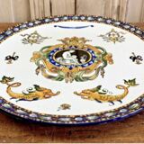 Lentil plate dish Gien Renaissance white background XIX