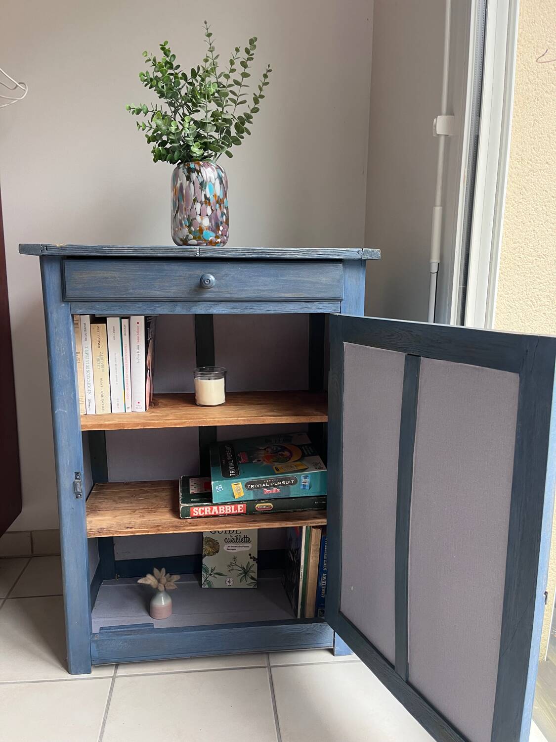 Confiturier, ancien buffet Parisien, patiné bleu