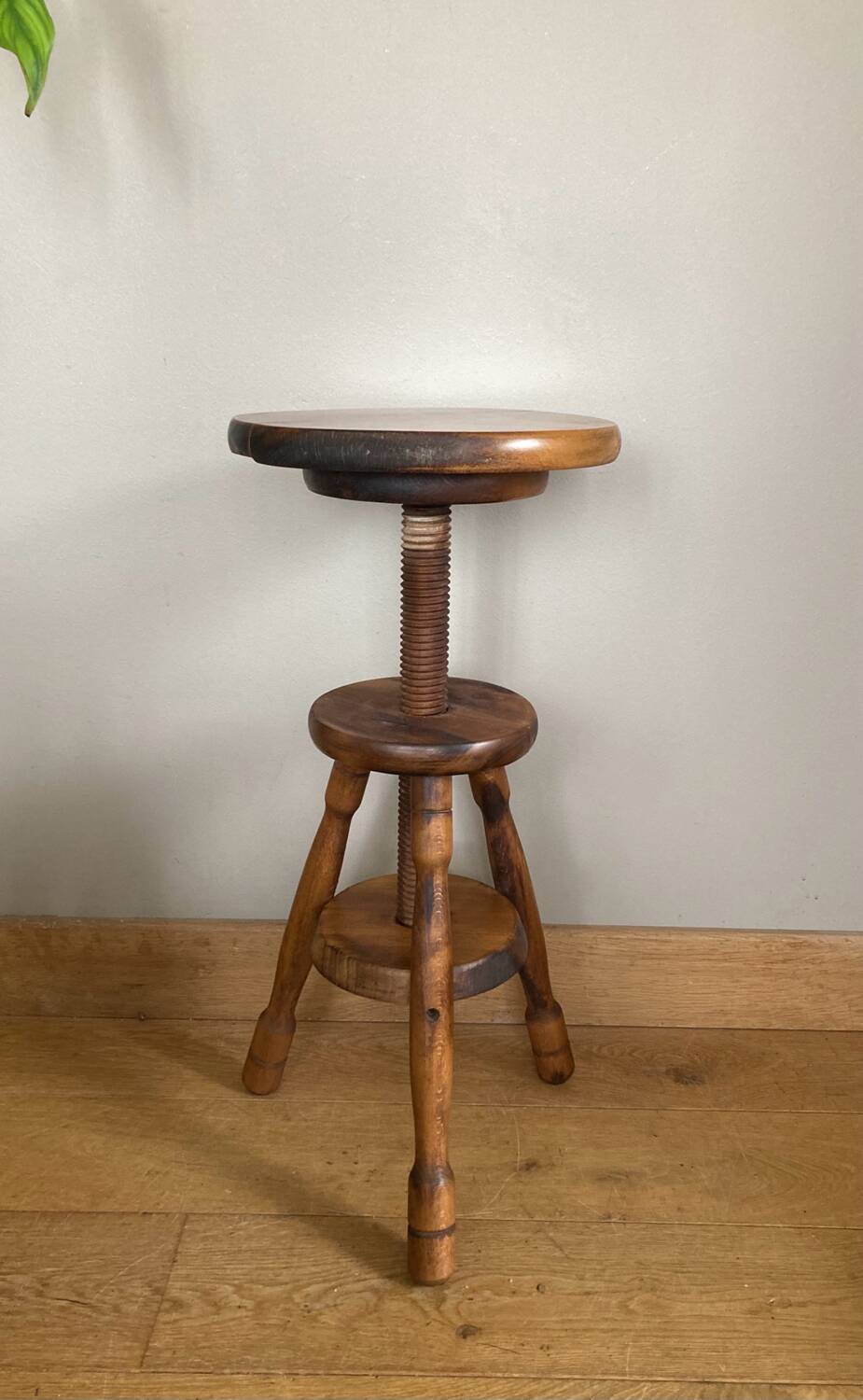 Rotating stool in solid wood, tripod base, 20th century