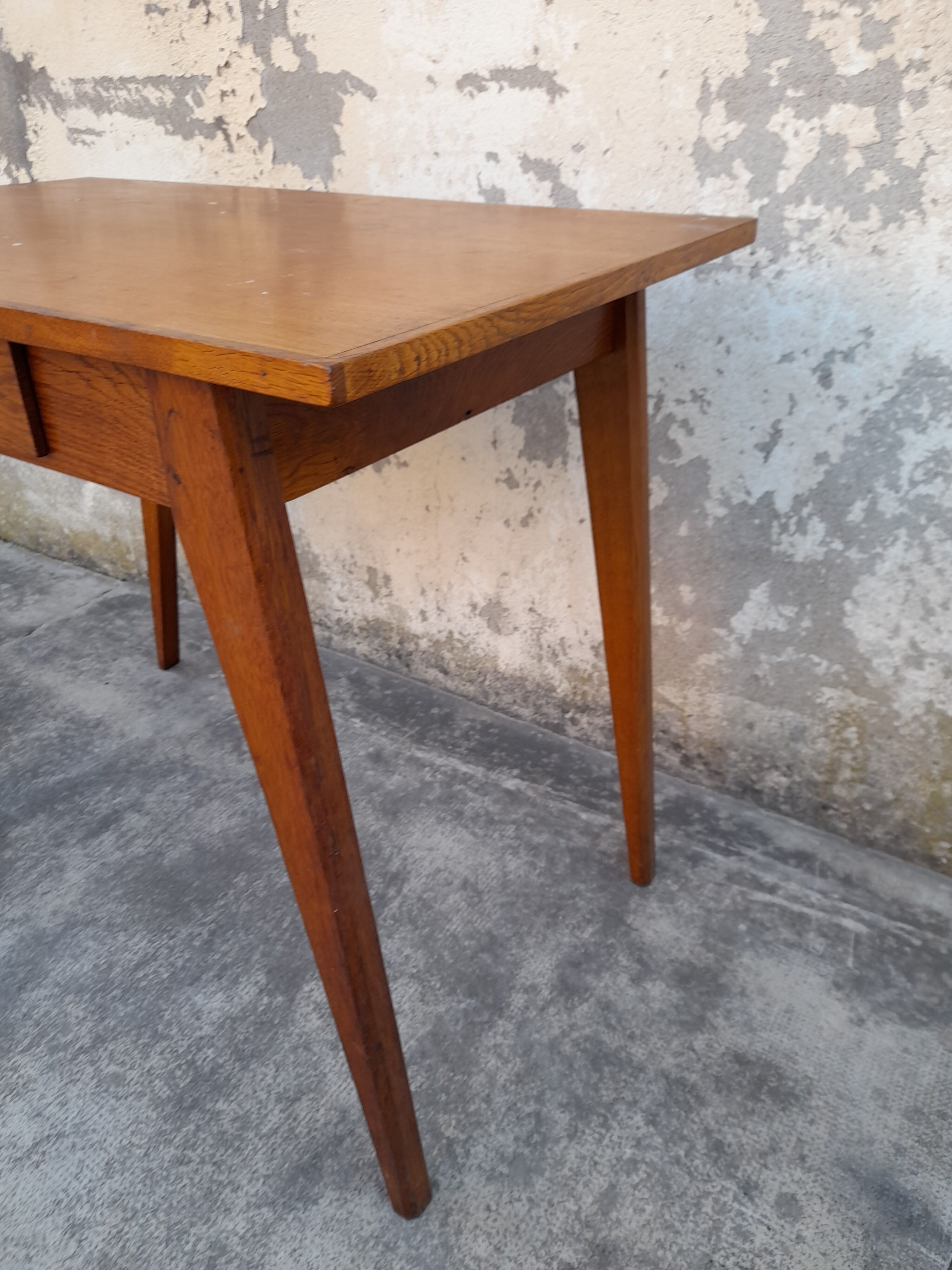 Vintage table year 50 -87cm