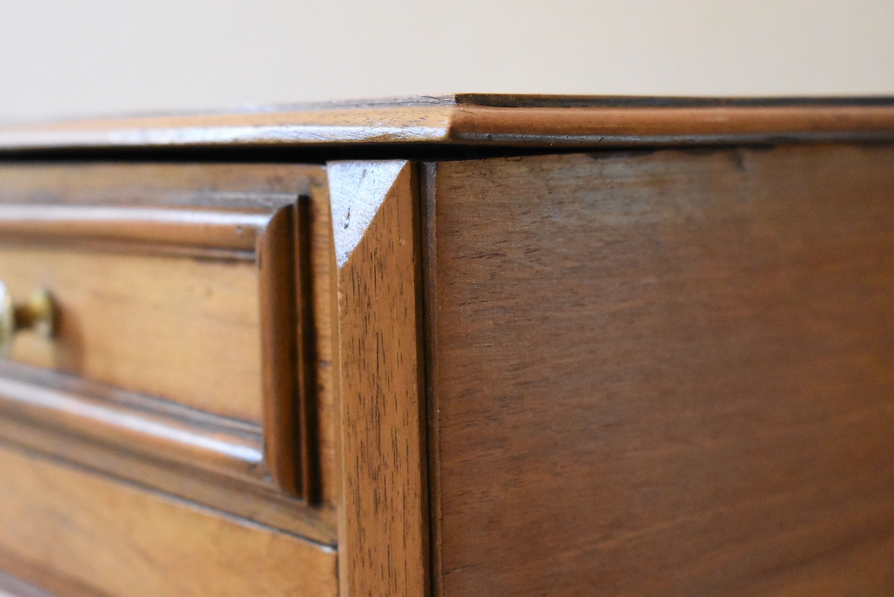 Small furniture 2 drawers (N2)