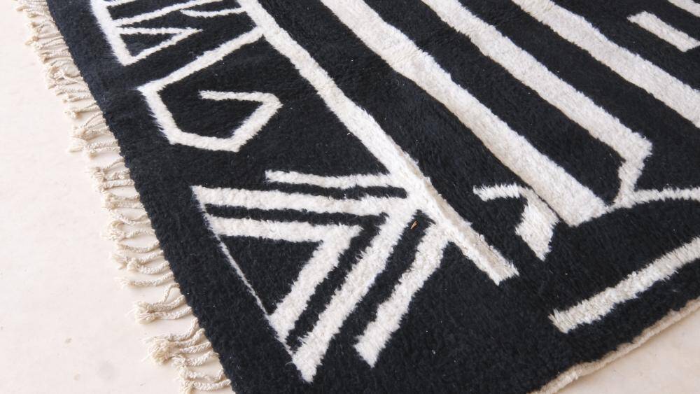 Modern Berber Rug - 298 x 207 cm