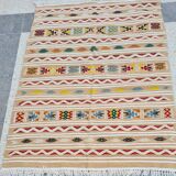 Tapis multicolores à motifs berbères fait main 155x100cm