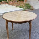Table à manger ronde Louis XV rénovée en bois brut 210cm