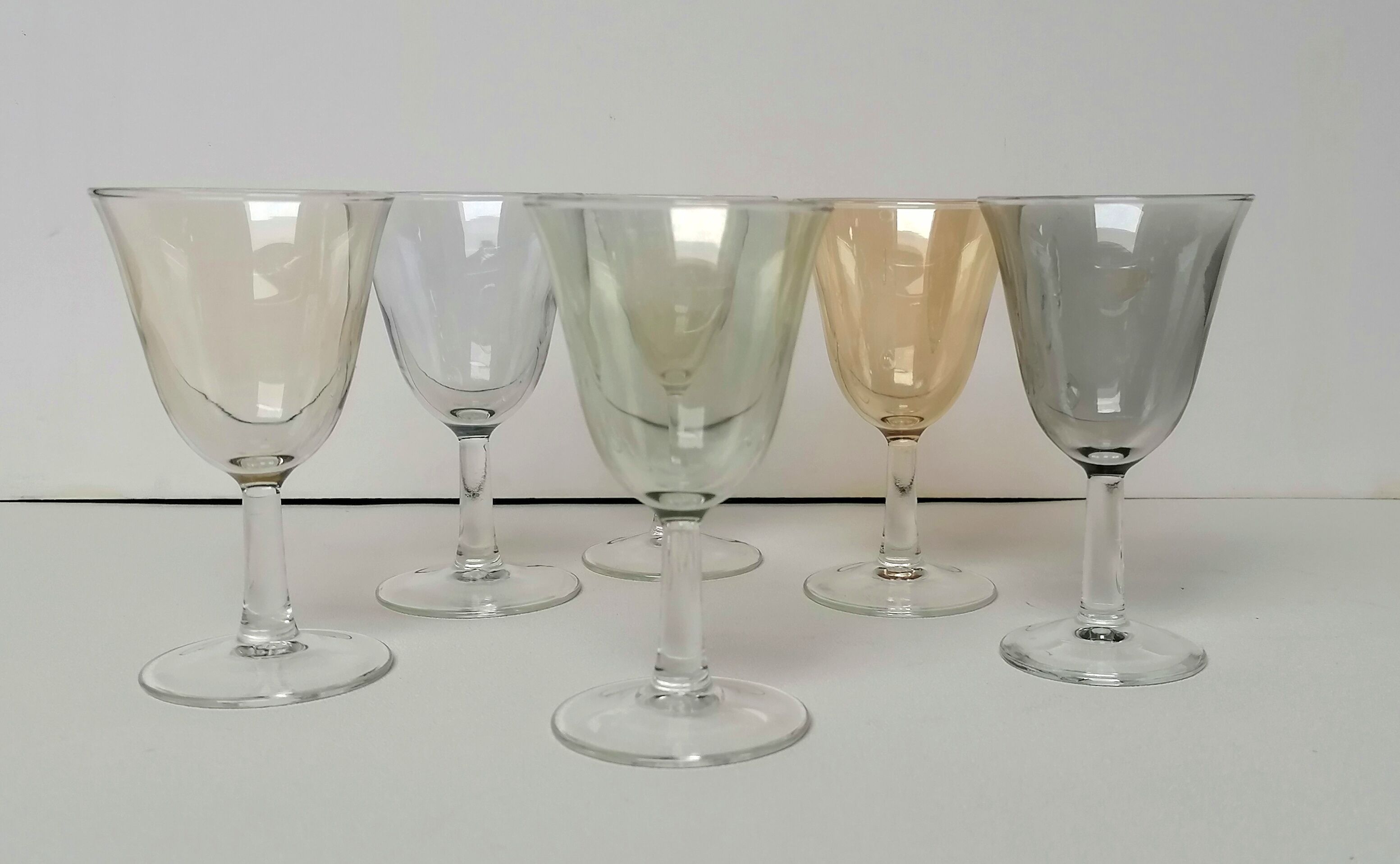 6 iridescent harlequin glasses in port