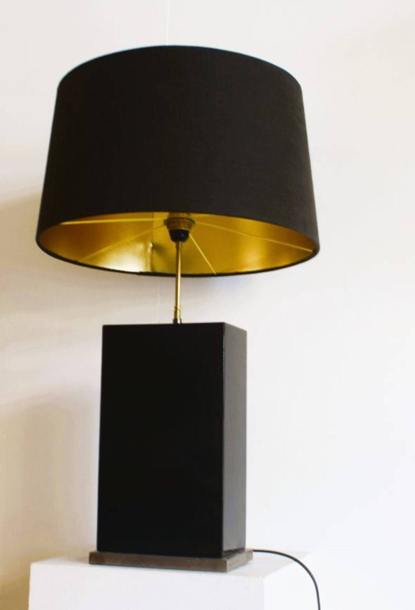 Black lacquered wooden table lamp designed by Roger Vanhevel, 1970s.