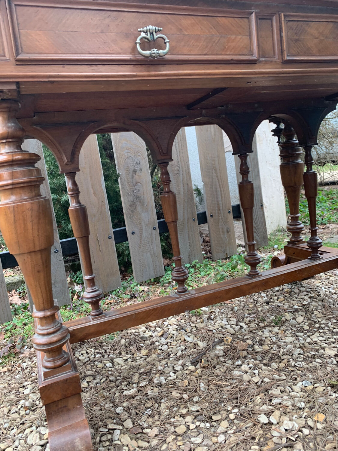 Flat desk henri 2 epoch 19 th