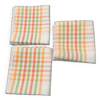 Linen and cotton tea towels