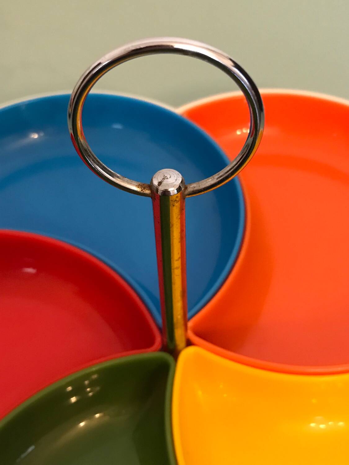 Servant vintage aperitif tray flower shape