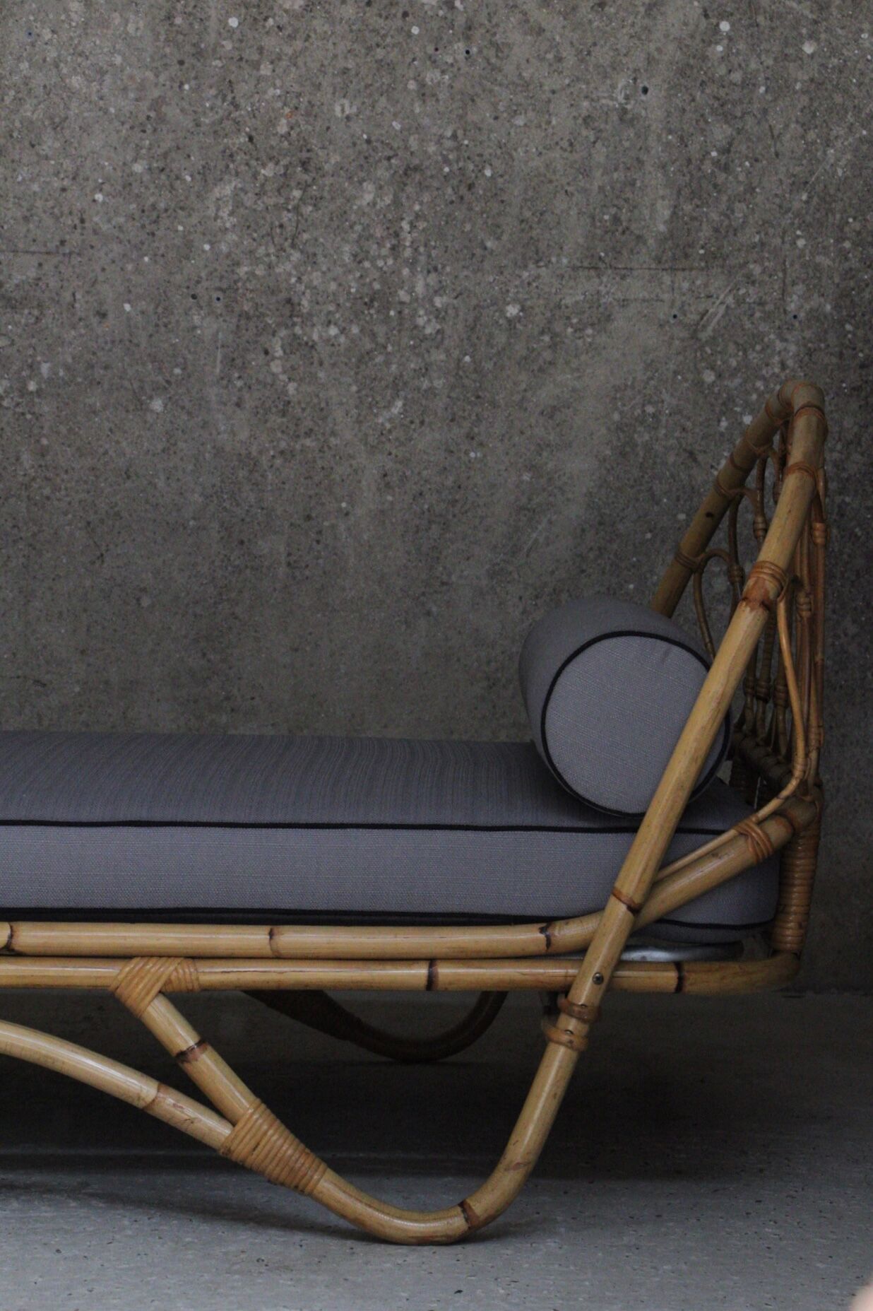 Daybed rotin Louis Sognot 1960