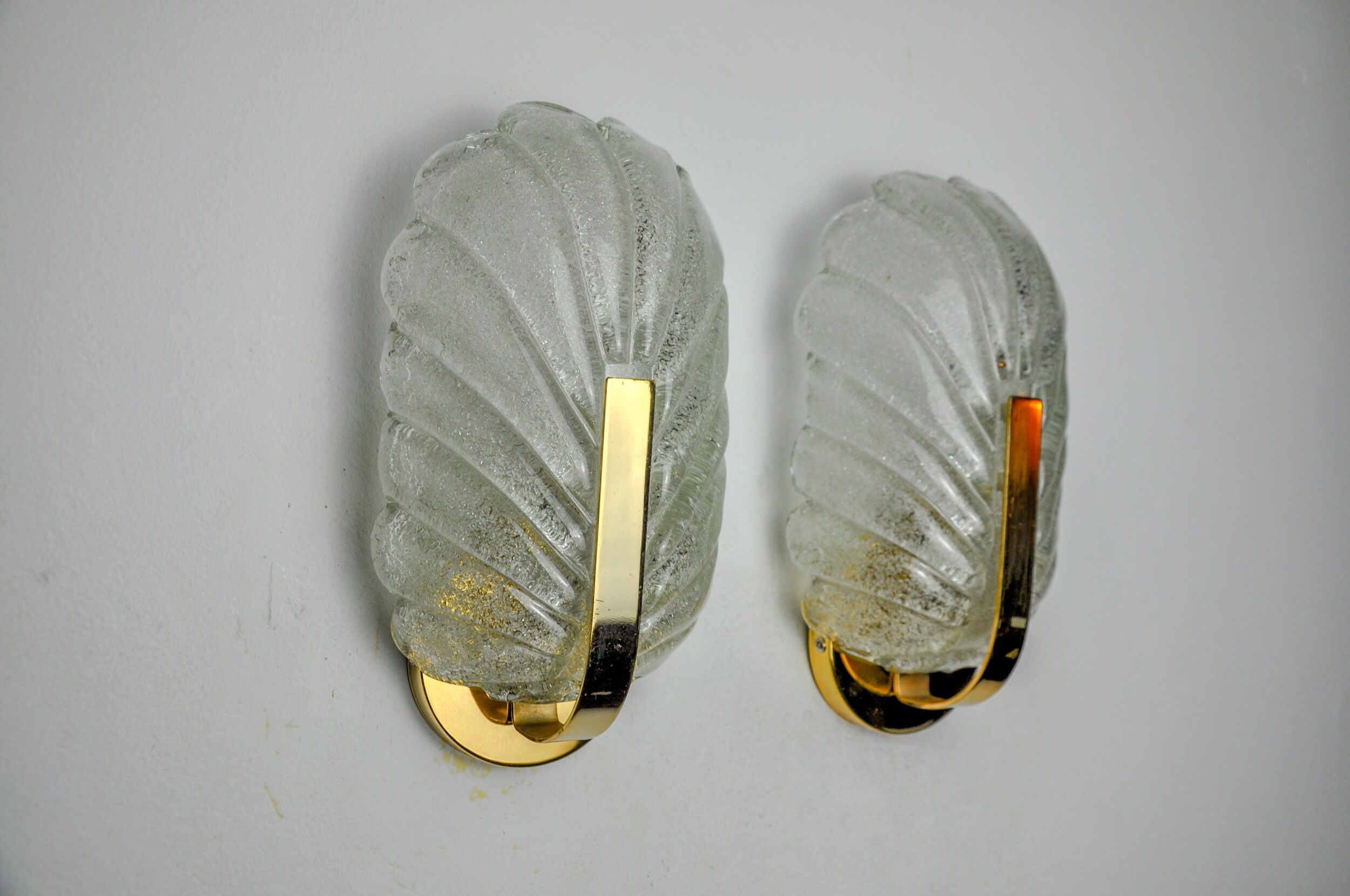 Pair of frosted leaf sconces, murano glass, italy, 1970
