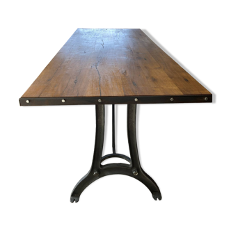 Vintage dining room table