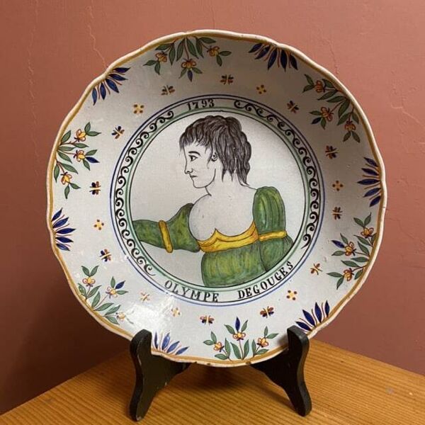 Assiette creuse Olympe de Gouges