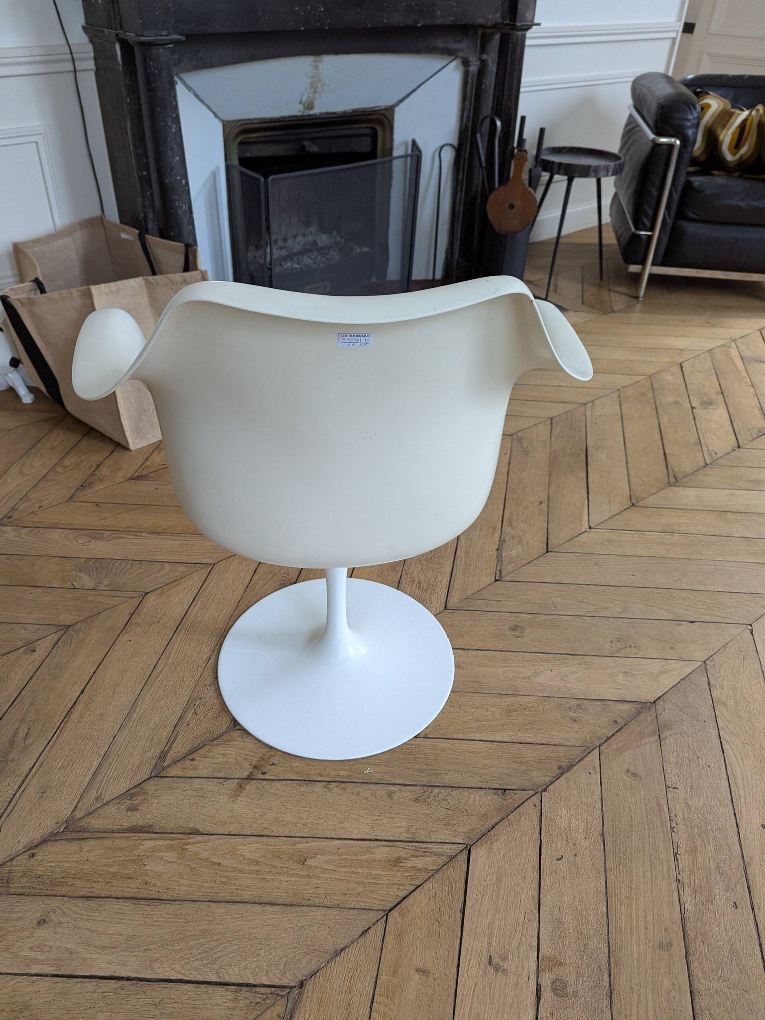 Pair of Tulip Knoll Saarinen armchairs