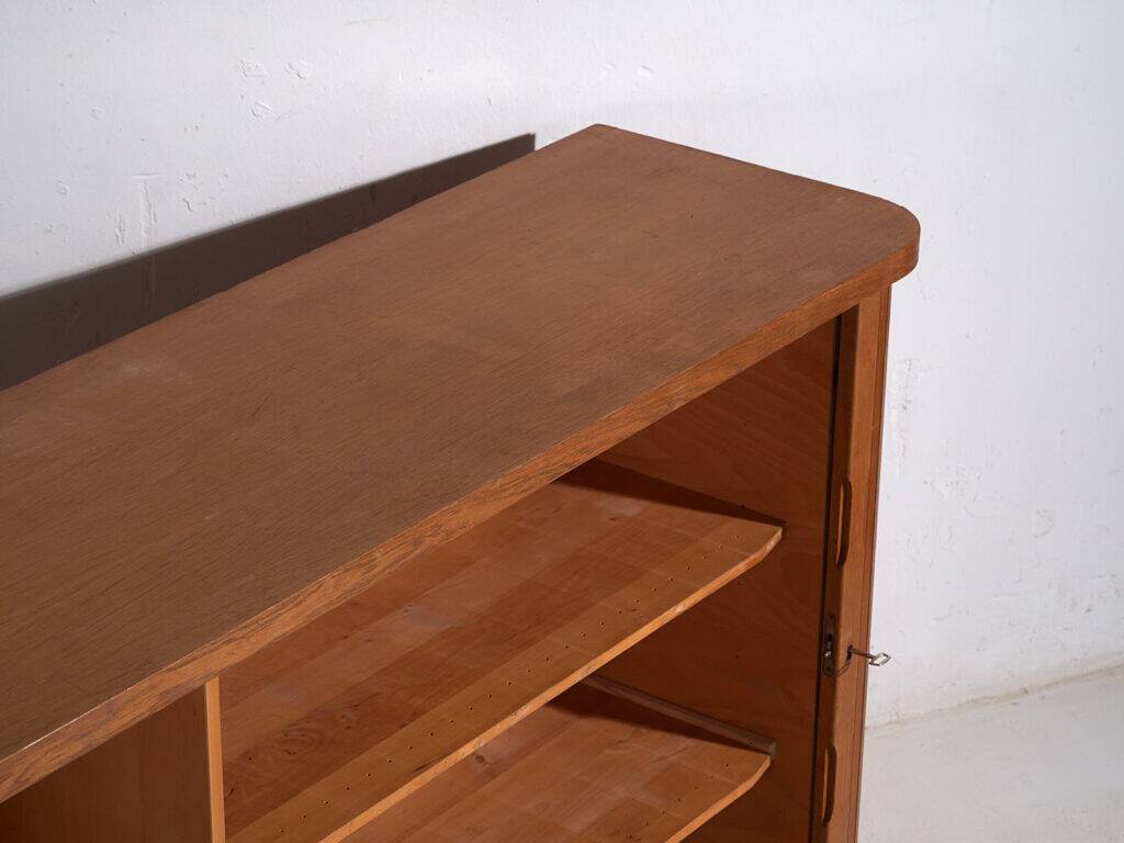 Buffet bas du milieu du siècle avec marque St. Pölten, Autriche (vers 1950-1970)