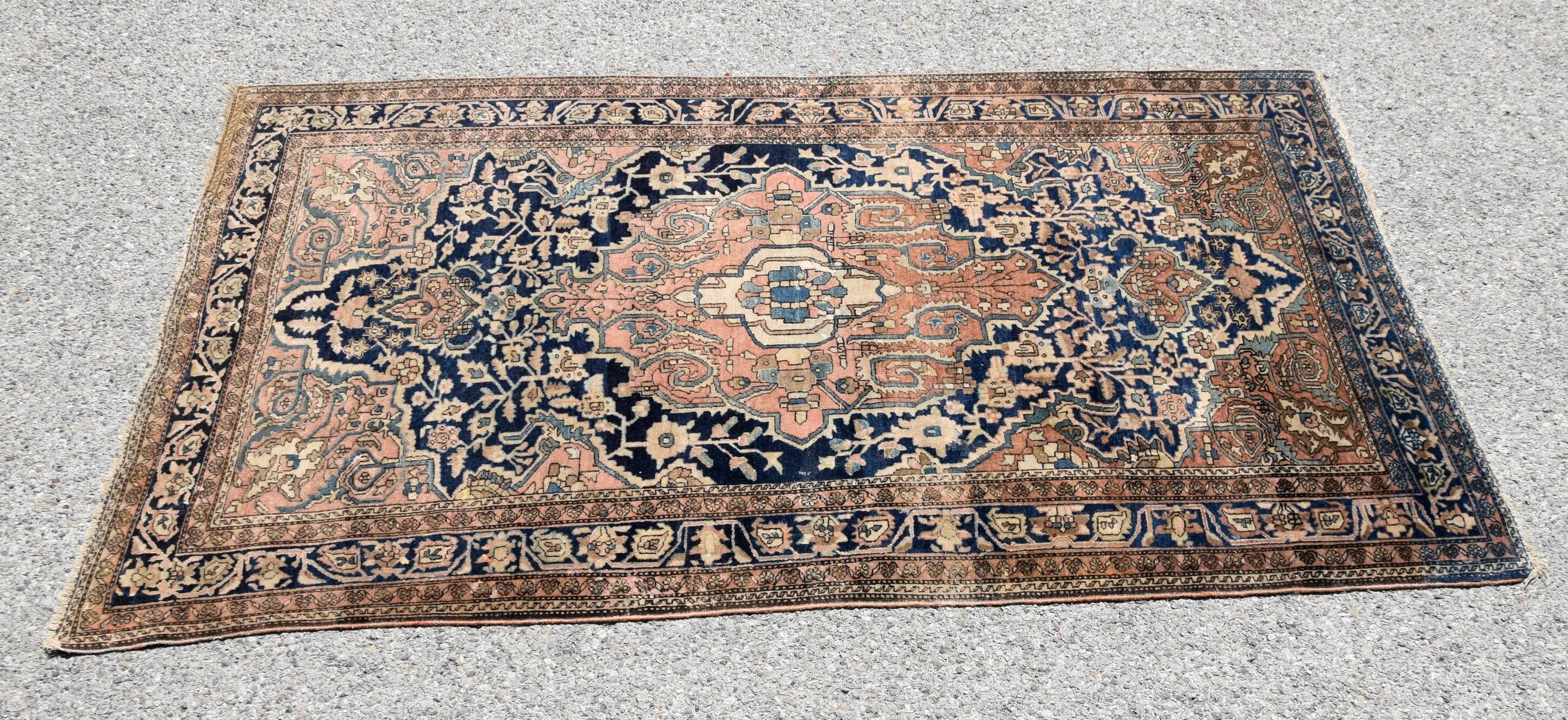 Ancient Iranian Oriental rug Sarouk 128x209 Metres