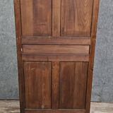 Rustic oak bonnetière