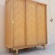 Armoire vintage