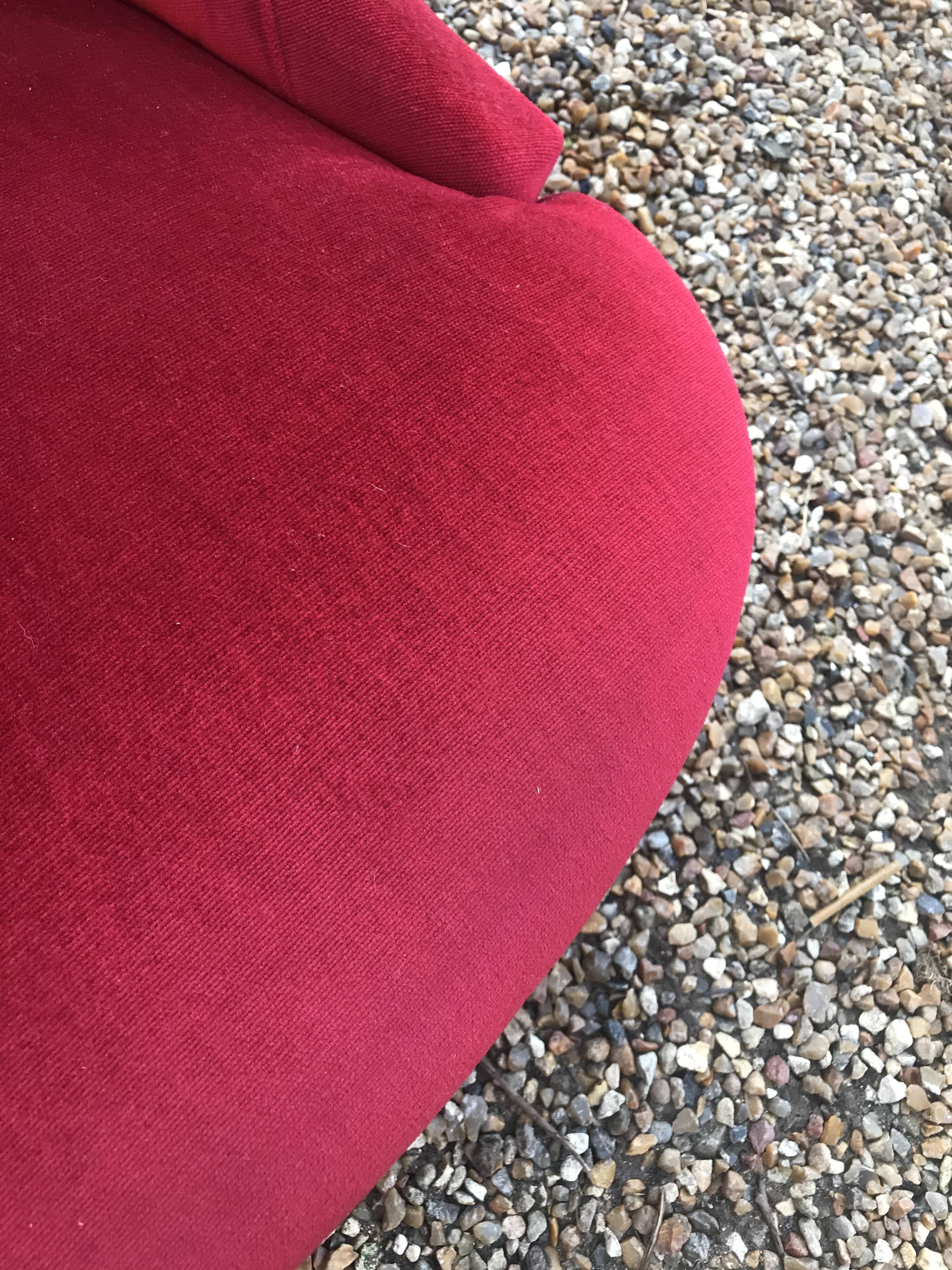 Red velvet toad chair