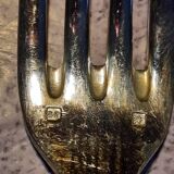 Silver metal cutlery set