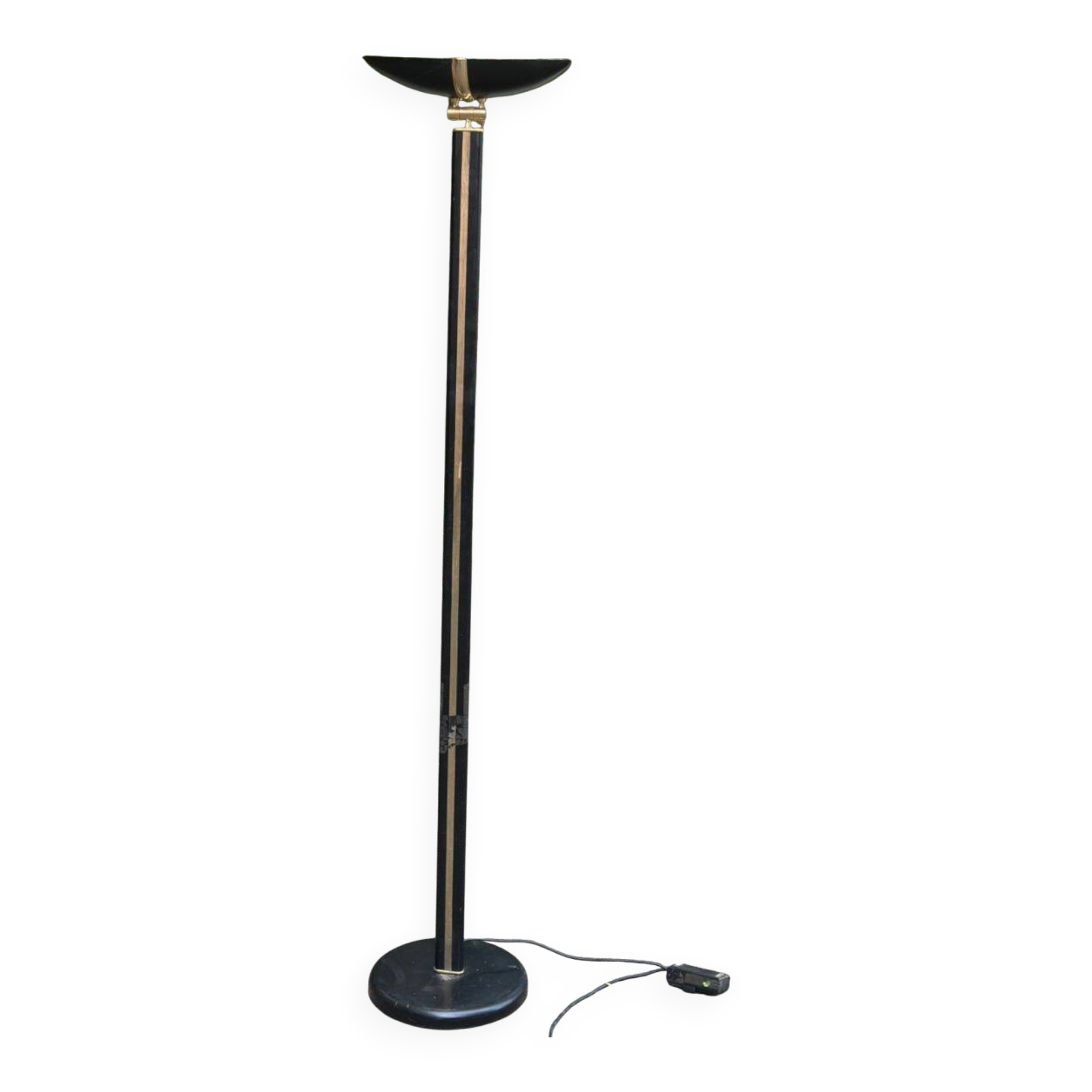 Italian torchiere floor lamp Ilmo 1970 black steel and gold brass