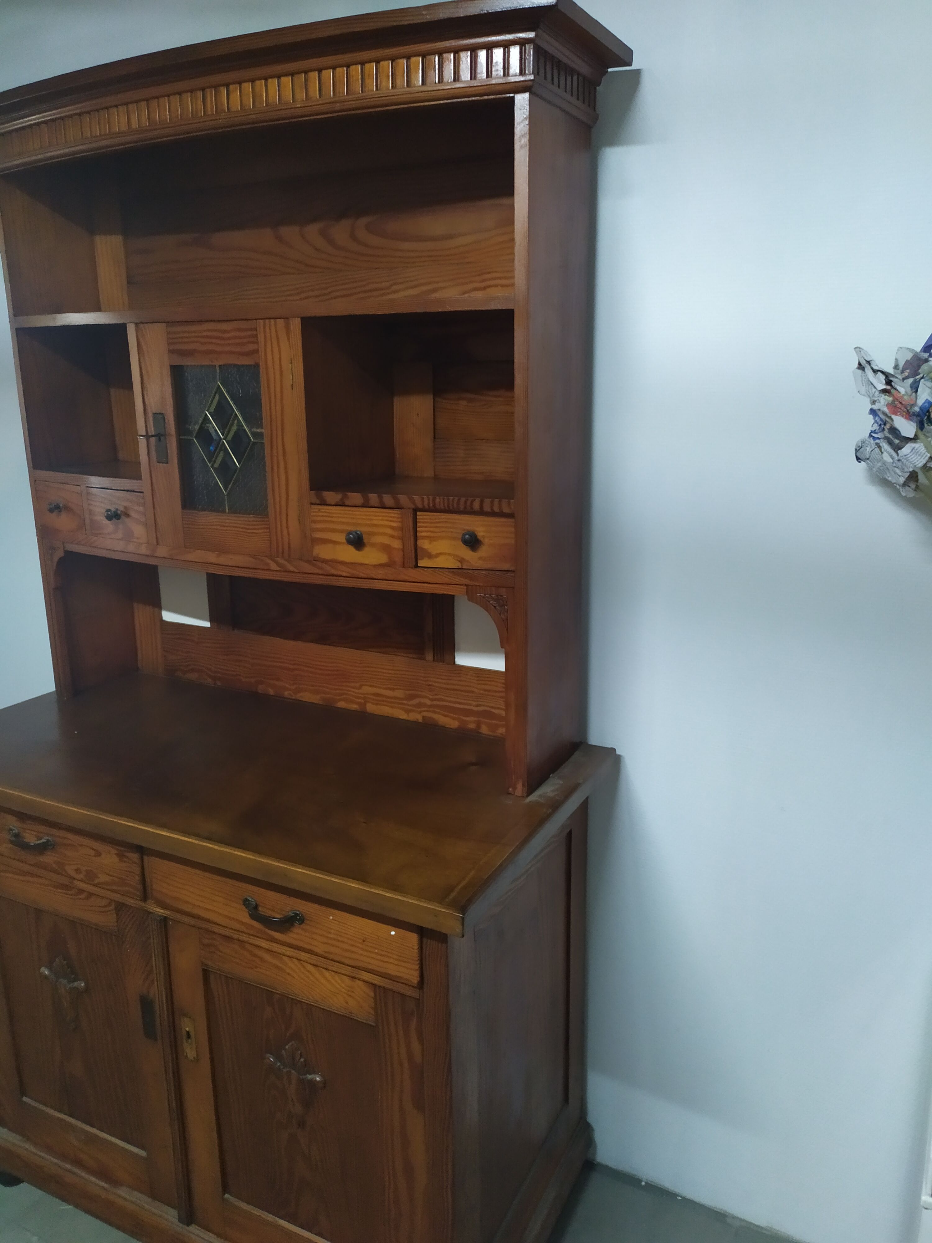Old buffet in wood 2 body
