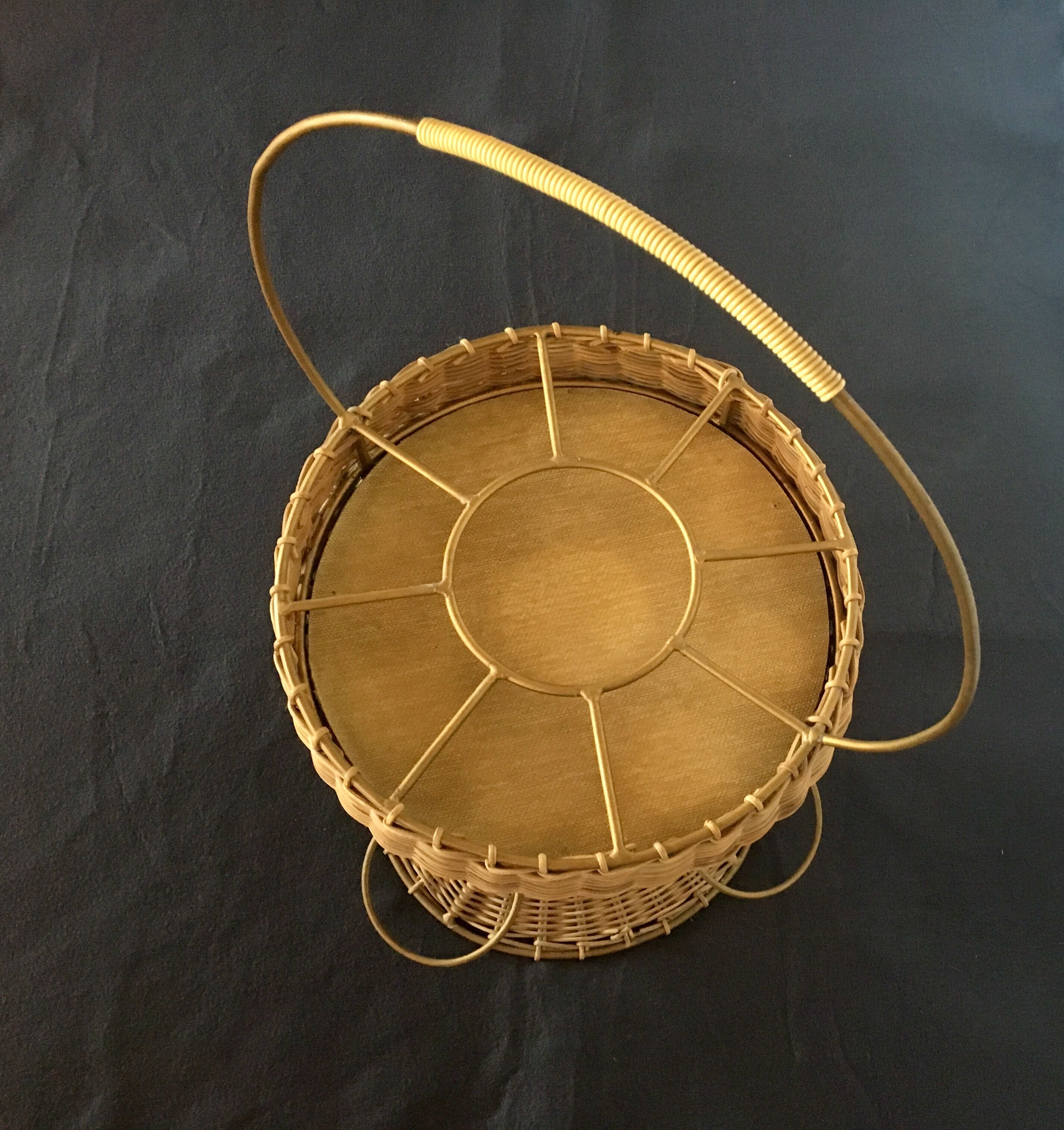 Portable bar 1960 rattan and scoubidou