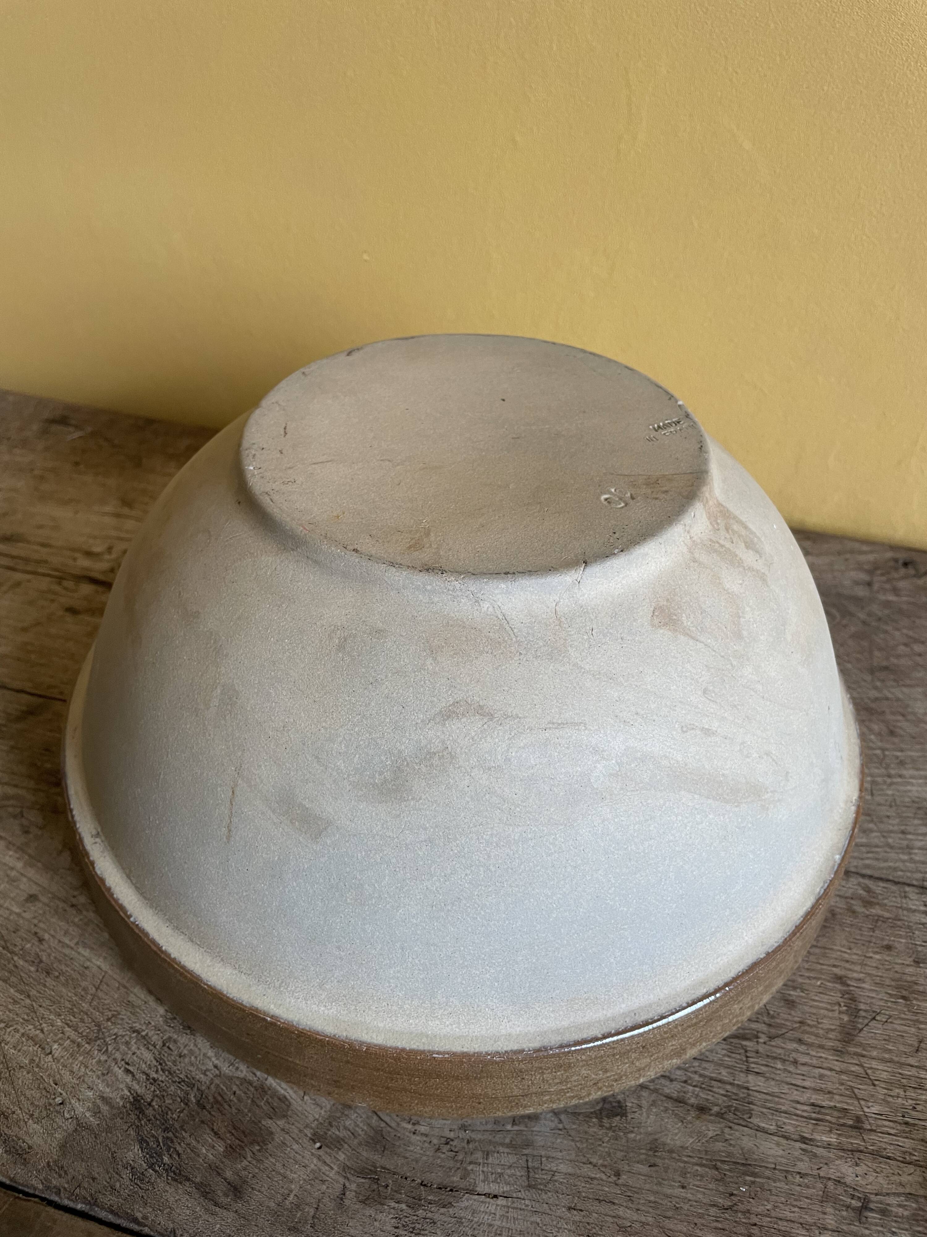 Stoneware bowl