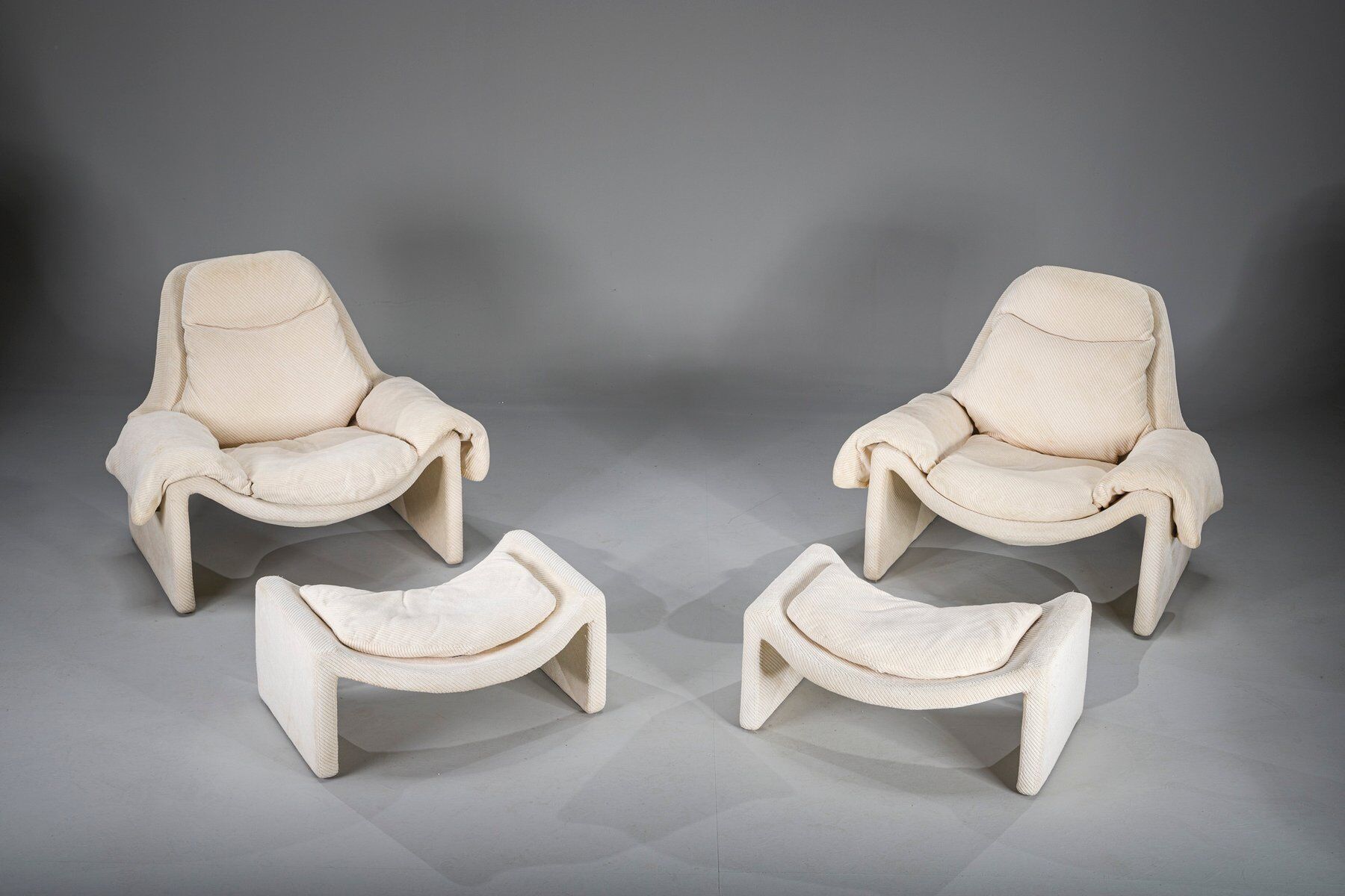 P60 chairs and ottomans by Vittorio Introini for Saporiti, 1960s, set of 4
