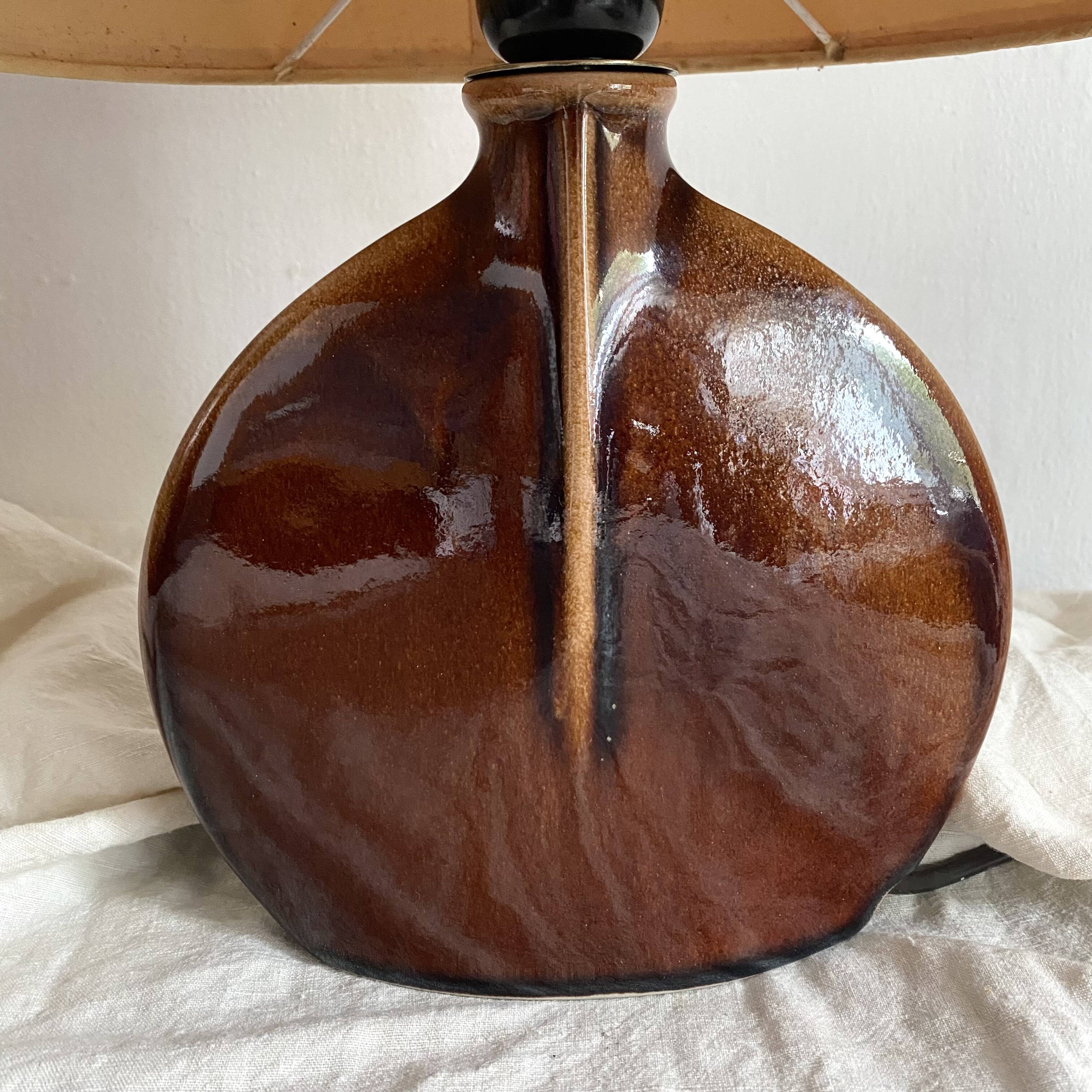 Lampe en céramique et fleurs naturelles, années 70