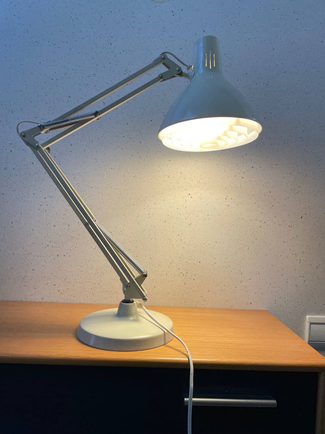 Luxo lamp