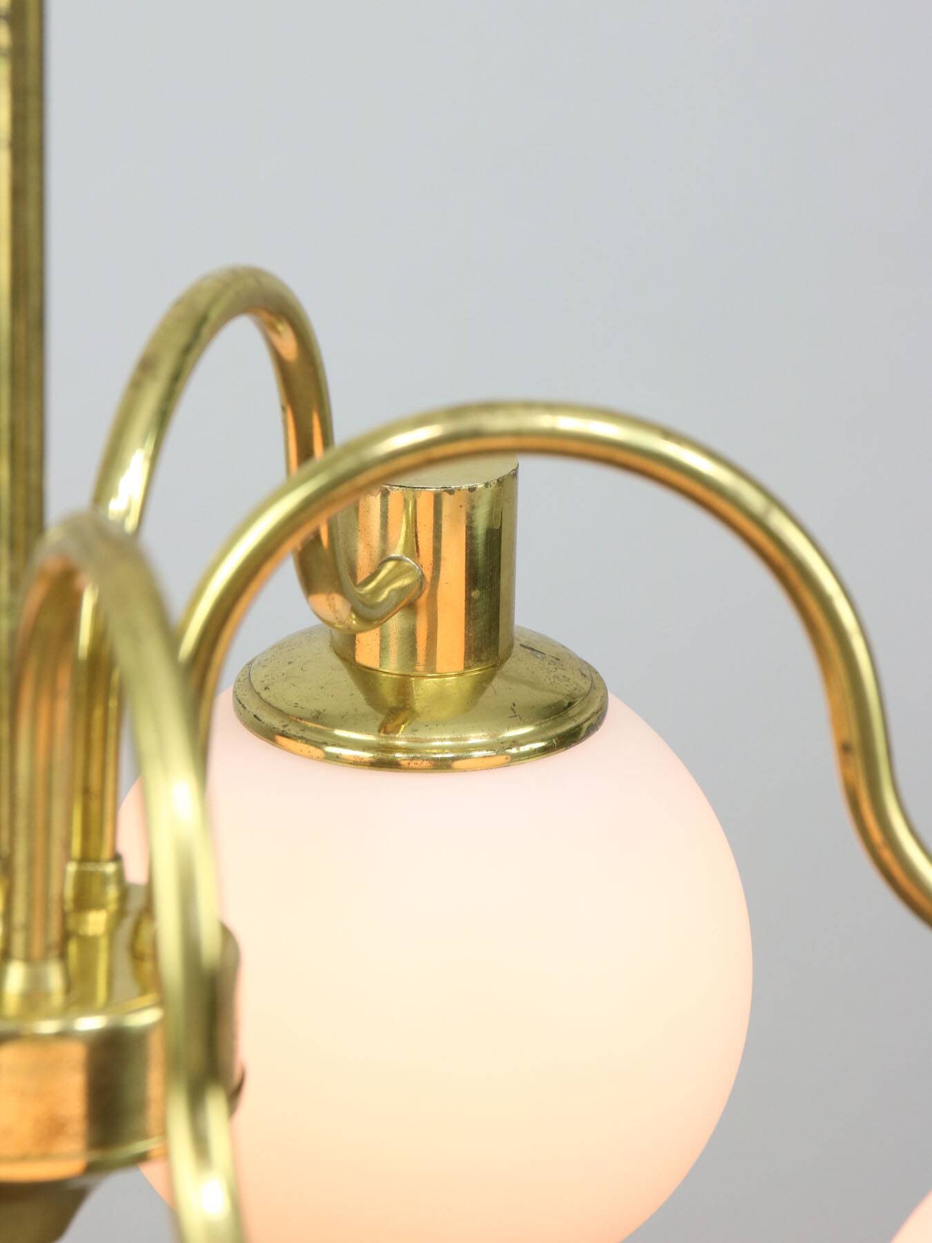 Italian Mid century Modern Chandelier in Brass and Opaline Glass, 1960s