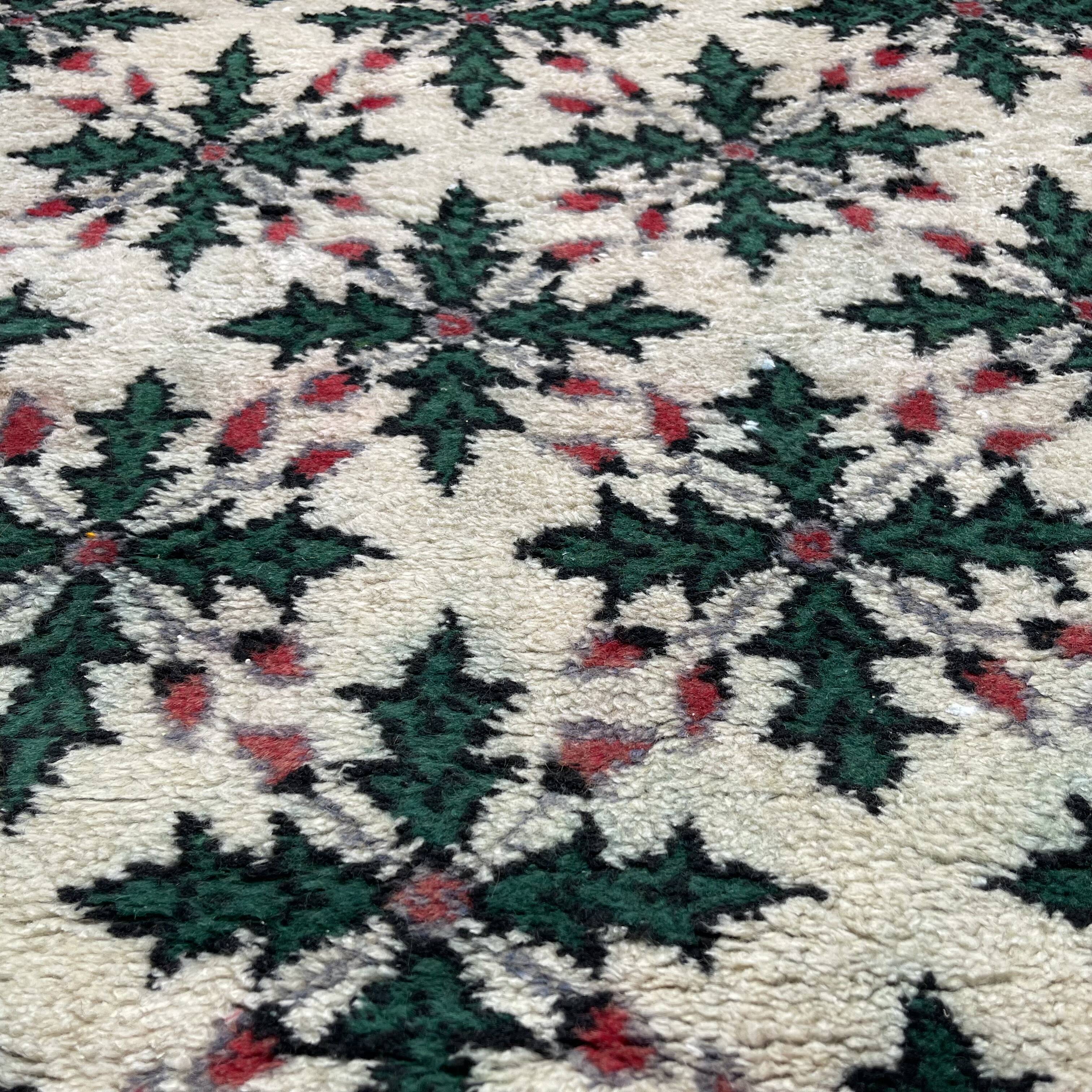 Tapis turc, 142 x 75 cm