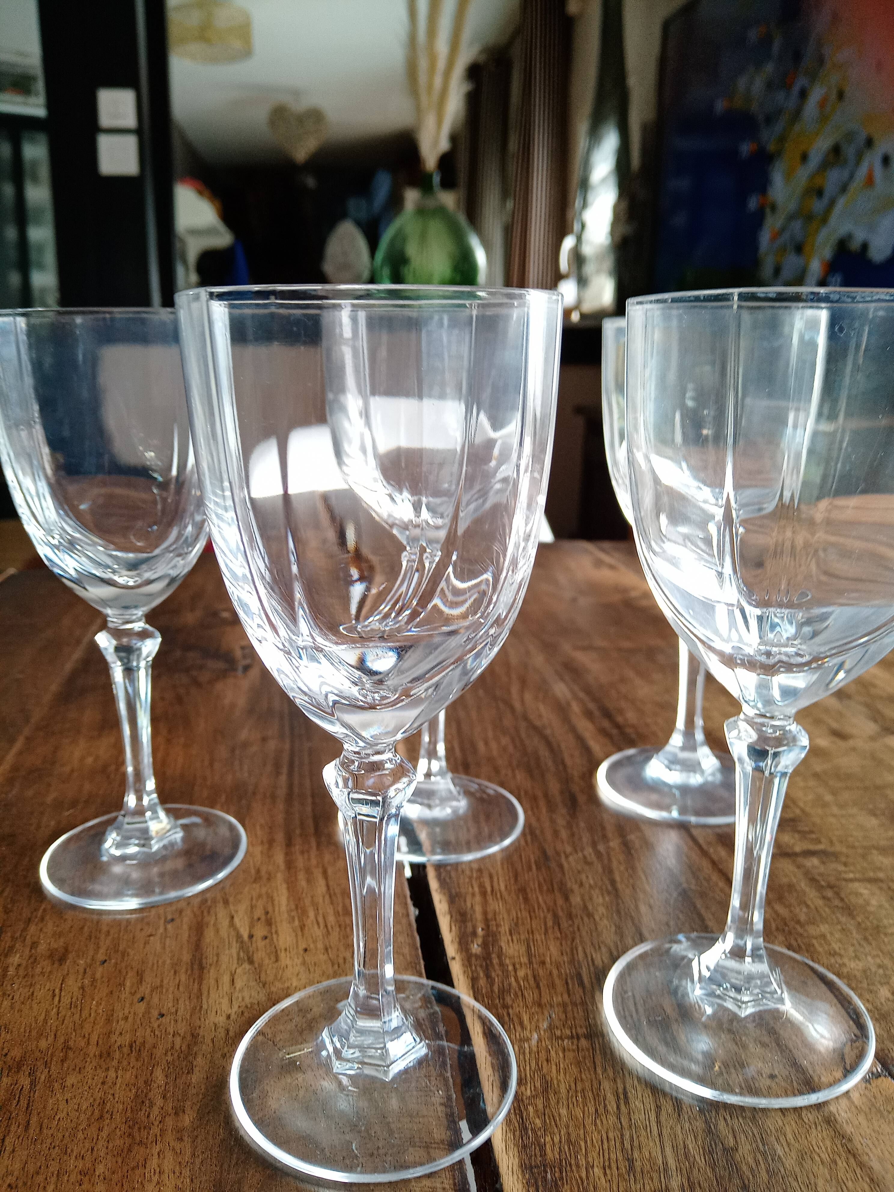 Lot de 5 verres à vin en cristal style art déco