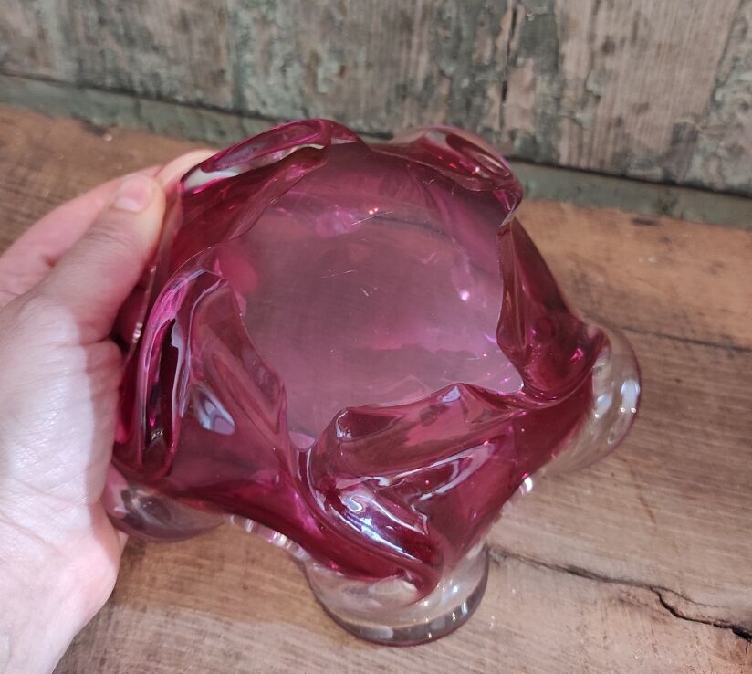 Cendrier vintage des années 60-70 en verre violet de Murano
