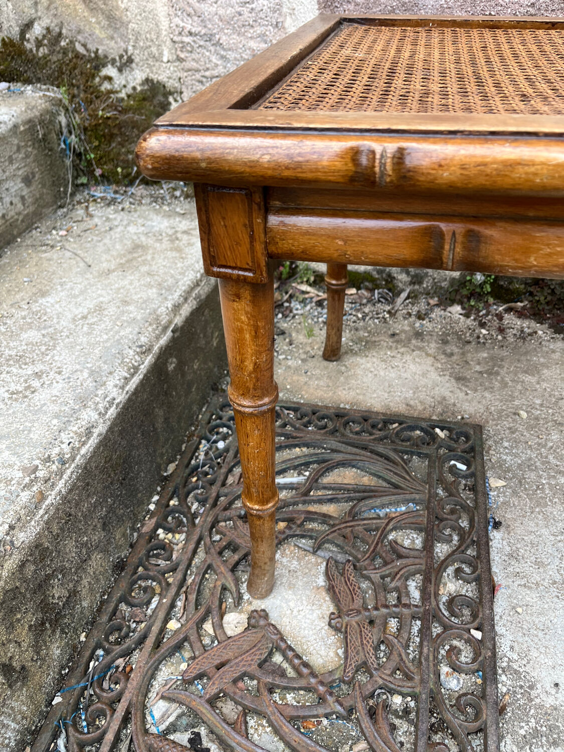 Canning coffee table