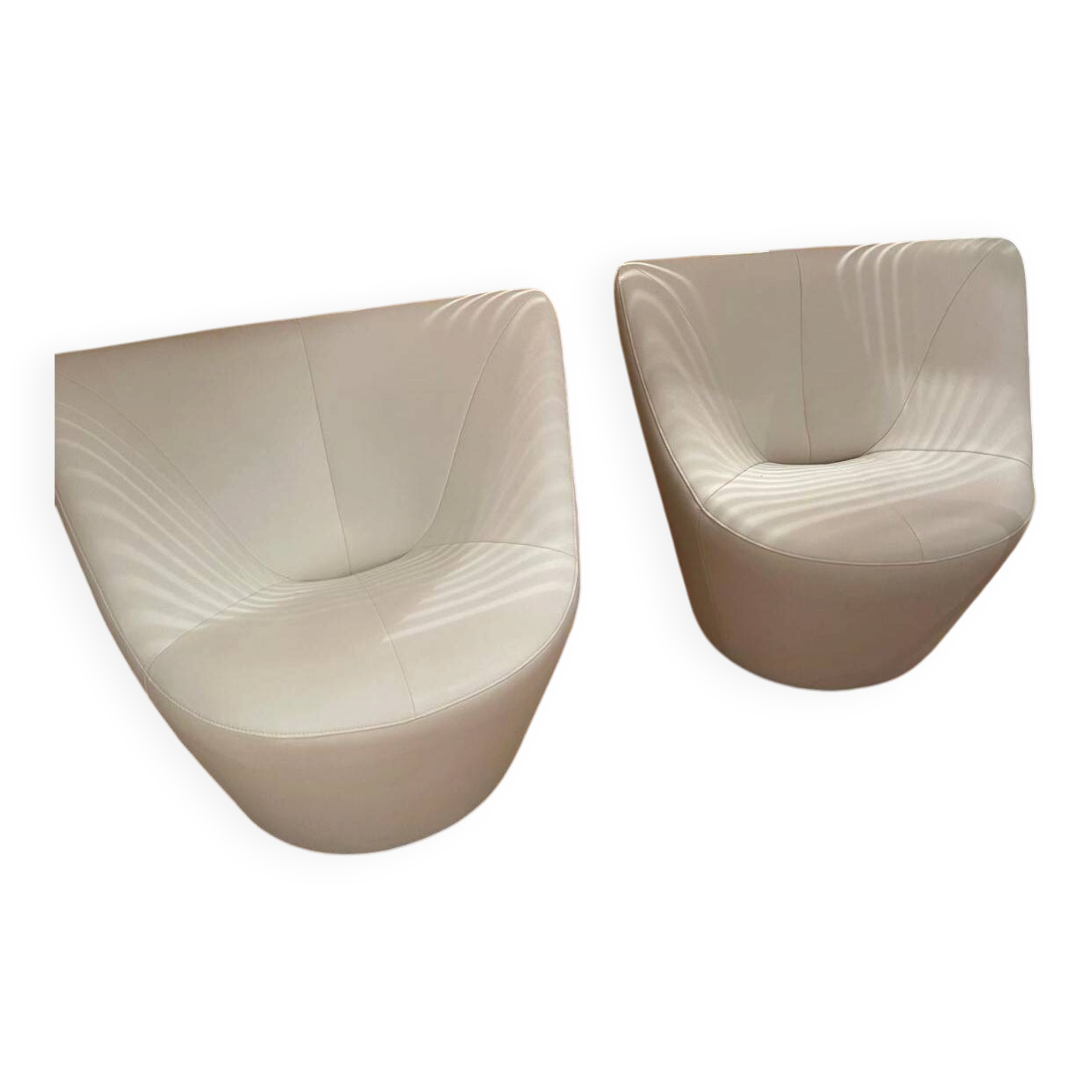Anda pierre paulin armchairs by ligne roset