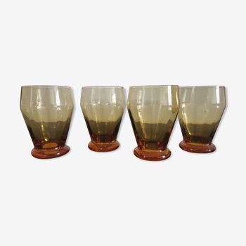 4 anciens verres couleur ambre