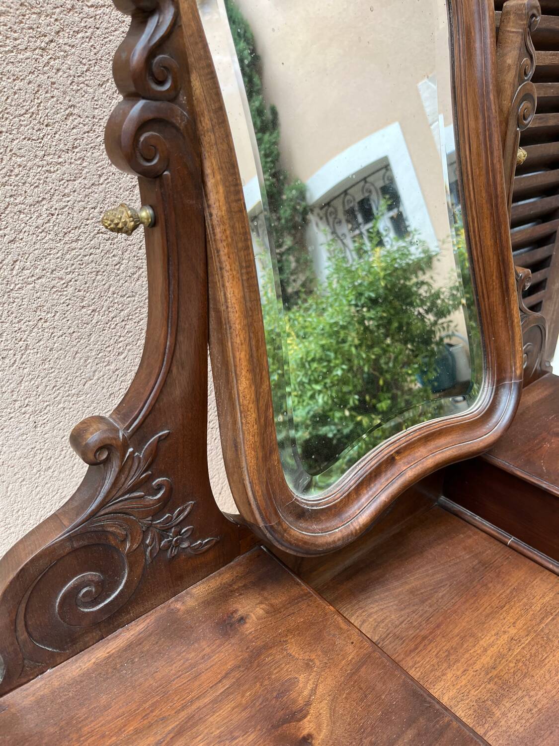 Antique solid wood dressing table