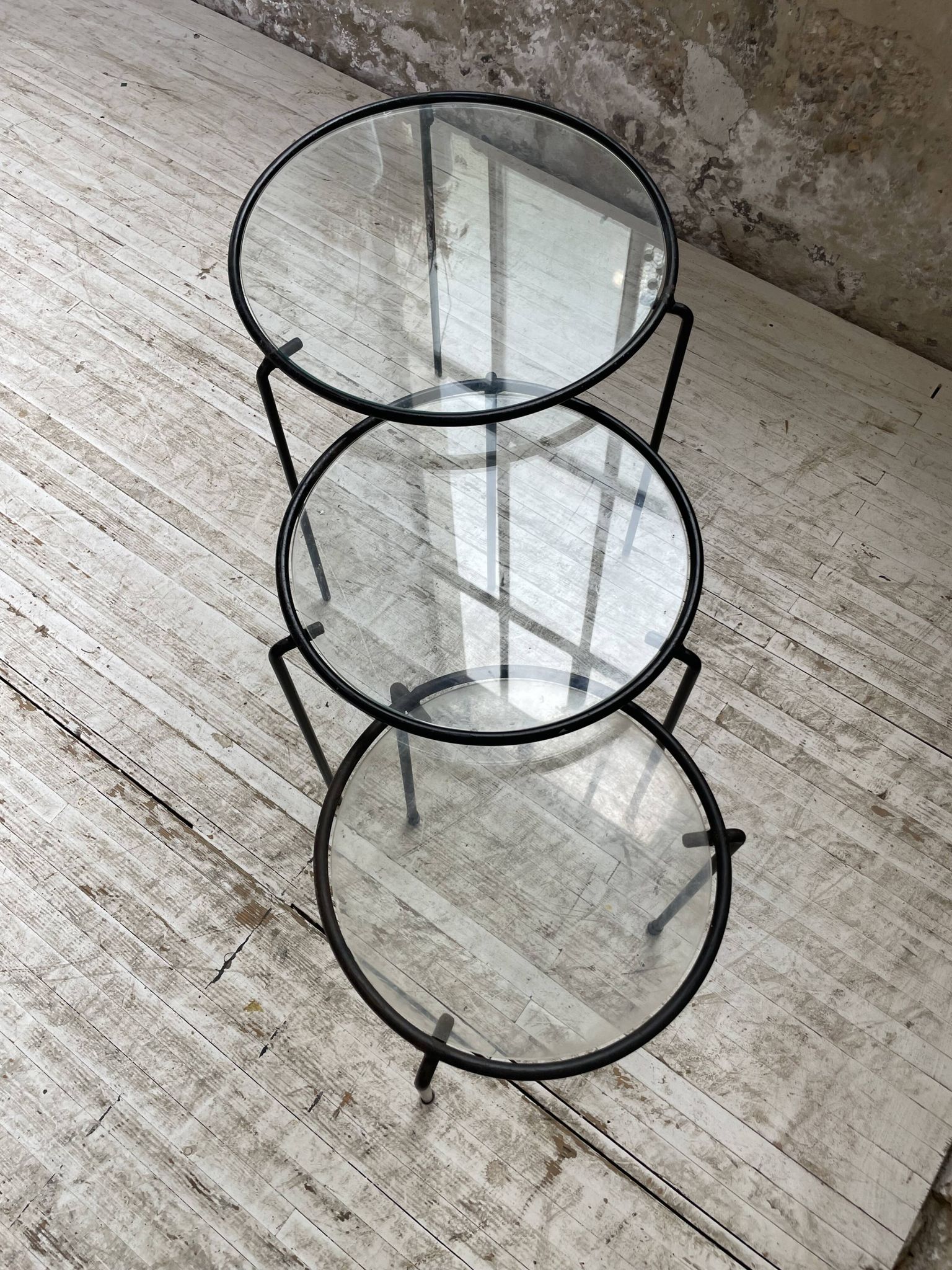Tables basses gigogne métal et verre années 50