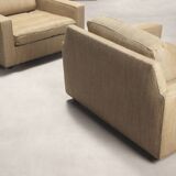 Paire de fauteuils des années 1960