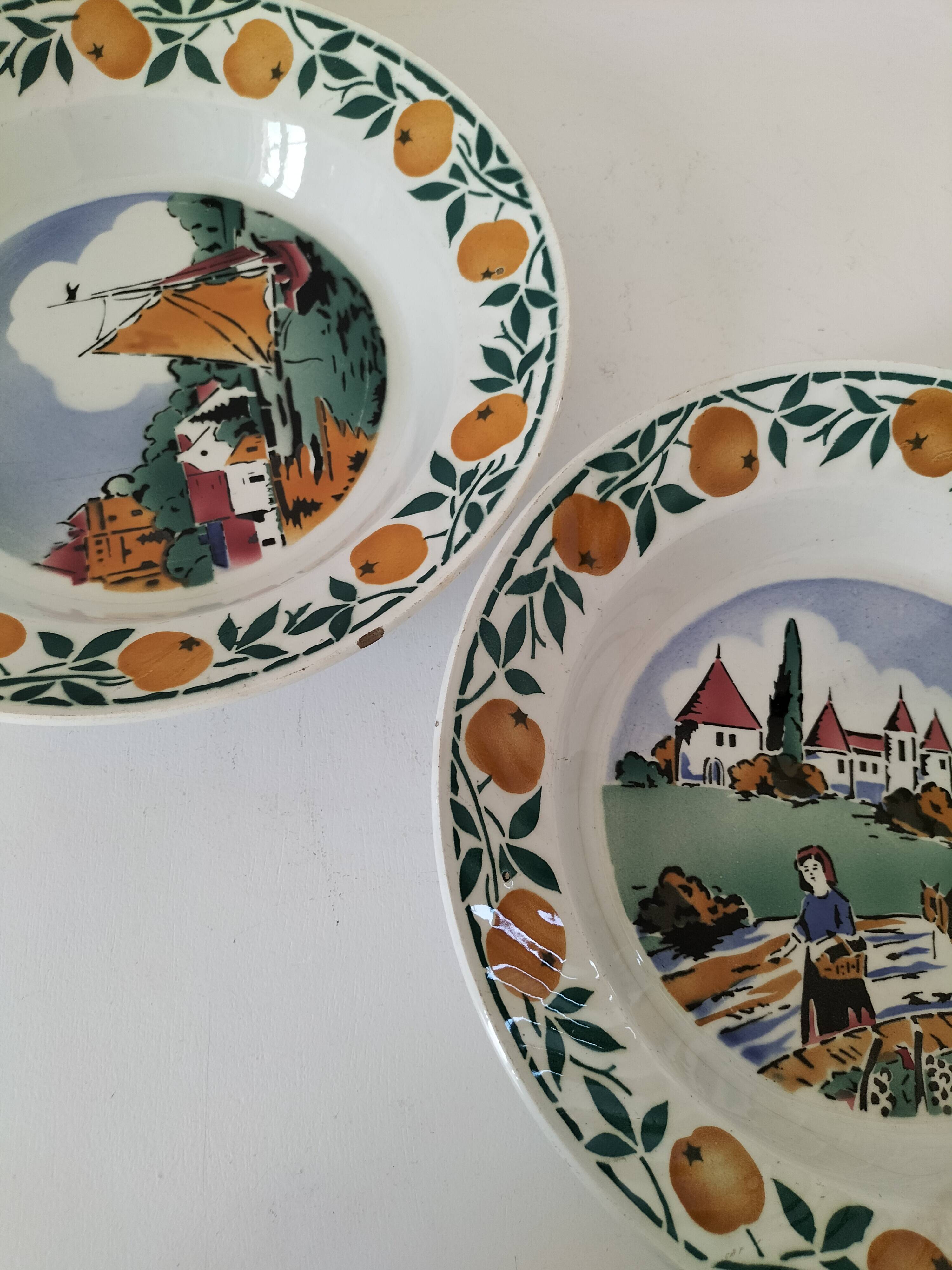Pair of Saint Amandinoise deep dishes from the 50s