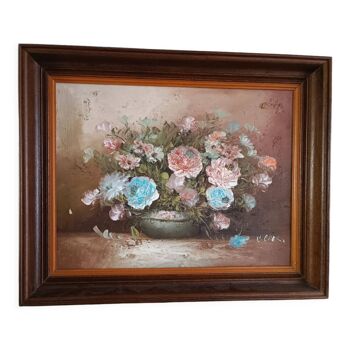 Old painting painting: bouquet of flowers in its pot