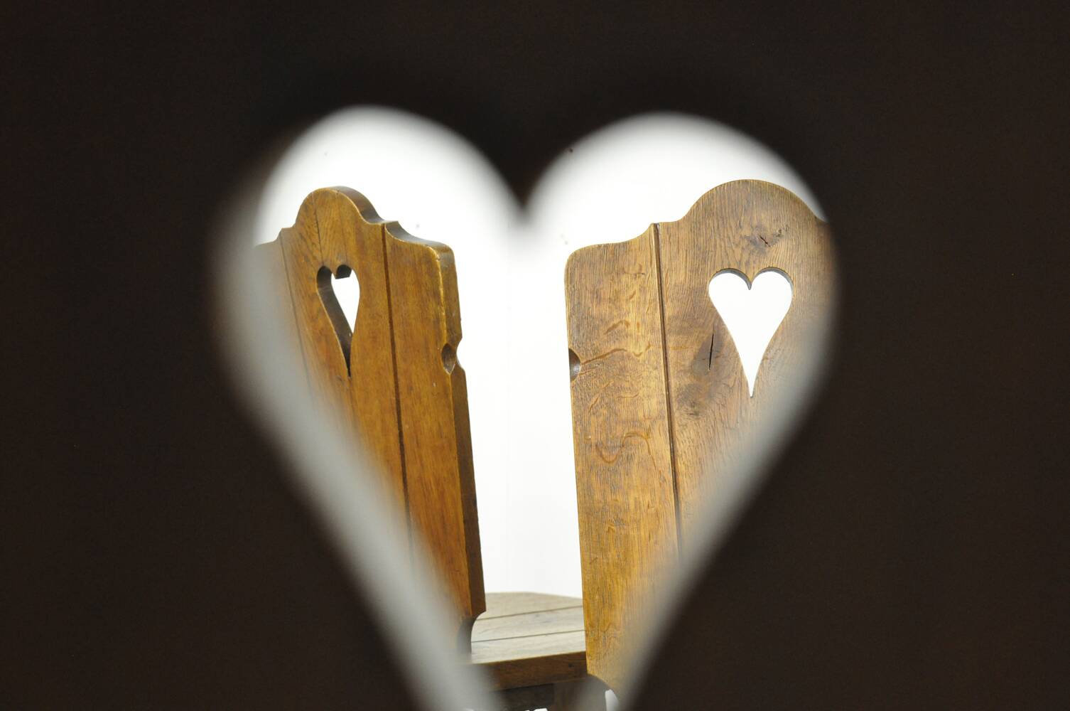 Vintage brutalist oak handmade farmhouse dining chairs, 1930s