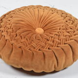 Coussin en velours plissé