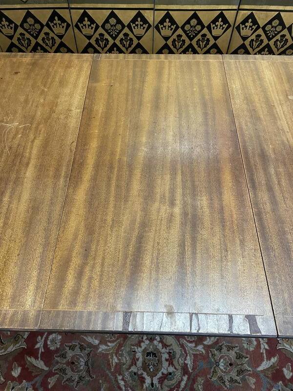 English dining room table