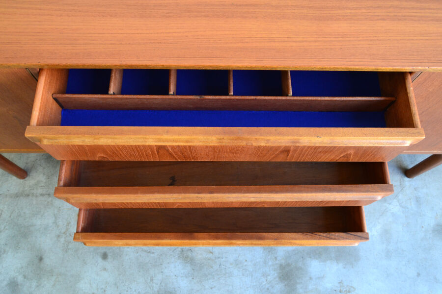 Enfilade by McIntosh in teak * 213cm