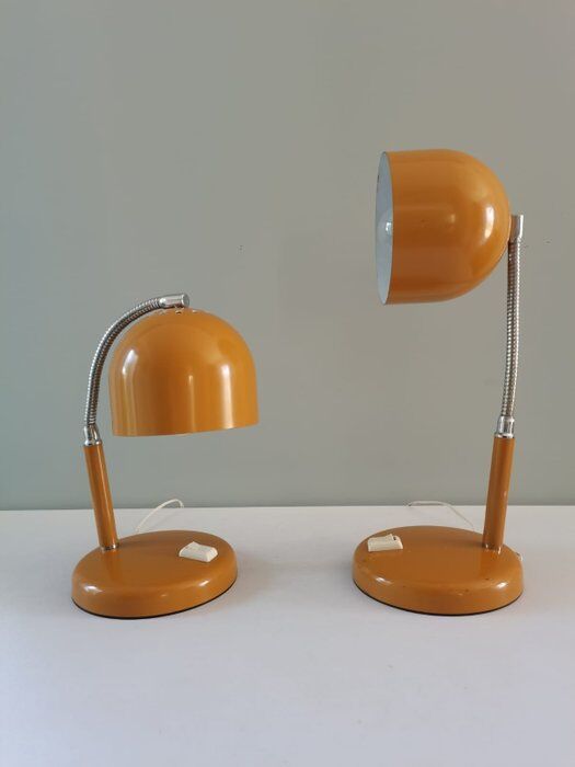 Pair of Italian desk lamps, 70s