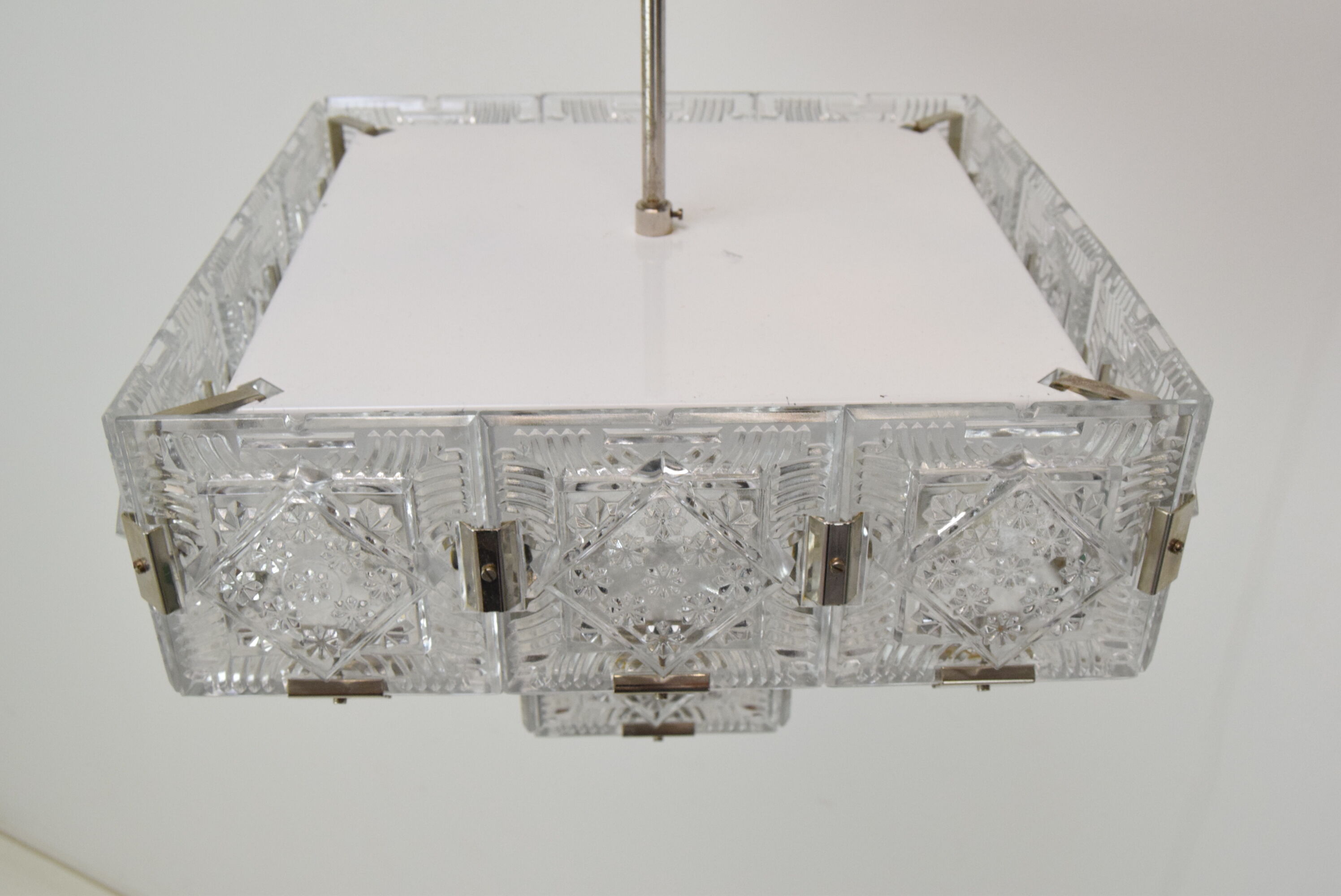 Mid-century glass pendant by Jaroslav Bejvl for Kamenicky Senov années 1960