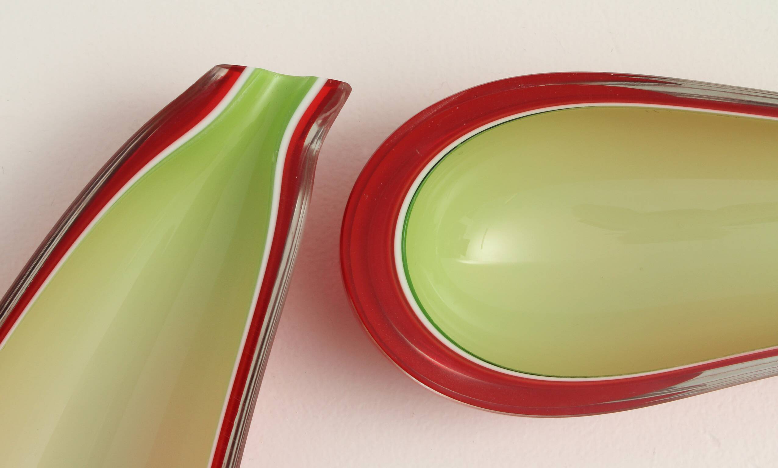 Pair of Fratelli Toso bowls in the shape of an aubergine, Murano, Italy, 1950s.